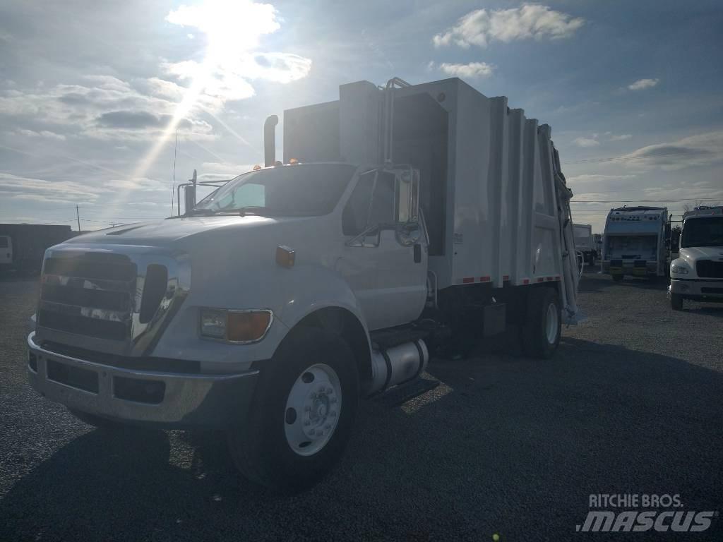 Ford F750 폐기물 수거 트럭
