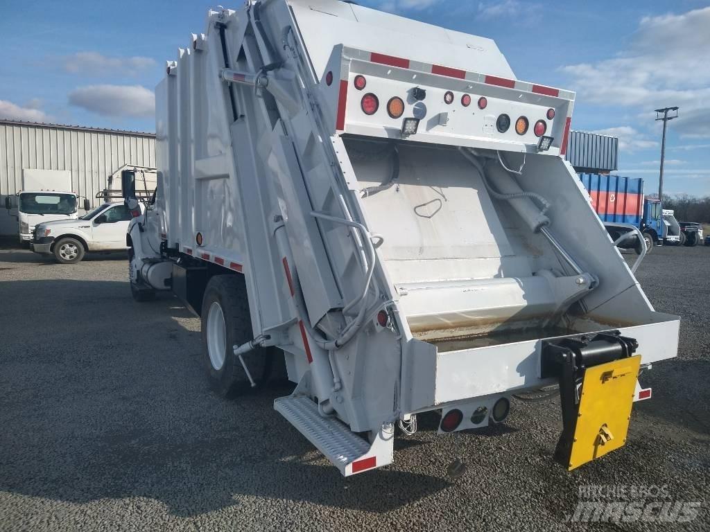 Ford F750 폐기물 수거 트럭