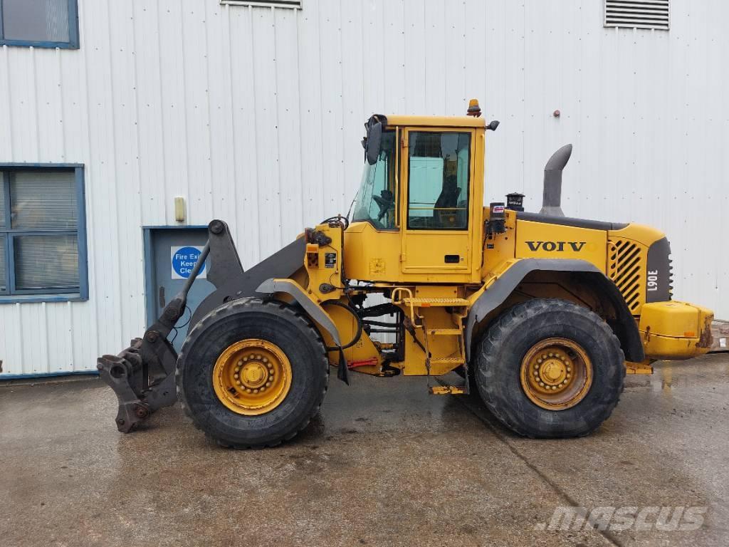 Volvo L90E  휠로우더