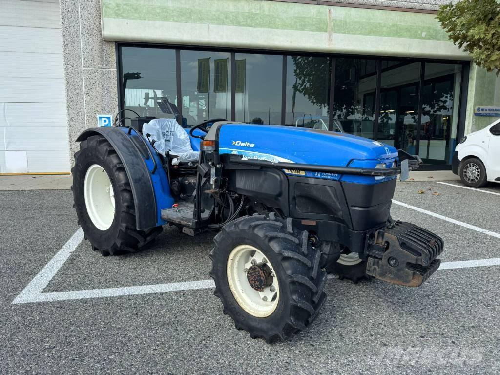 New Holland TN75 NA 트랙터