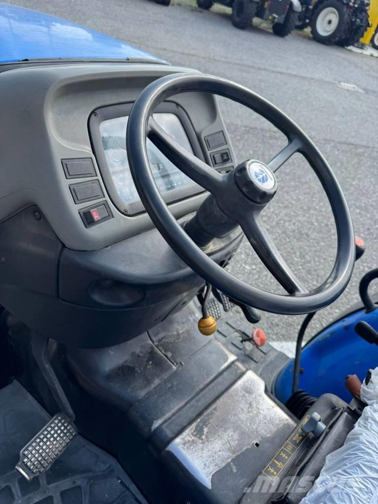 New Holland TN75 NA 트랙터