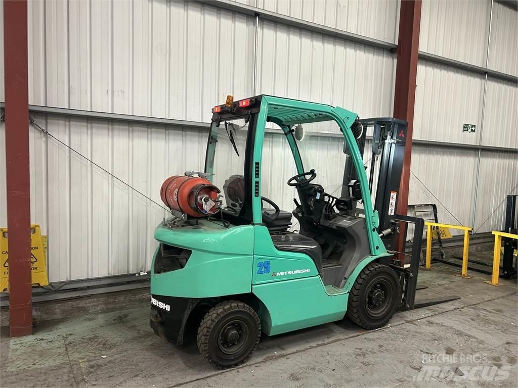 Mitsubishi FG25N LPG 지게차