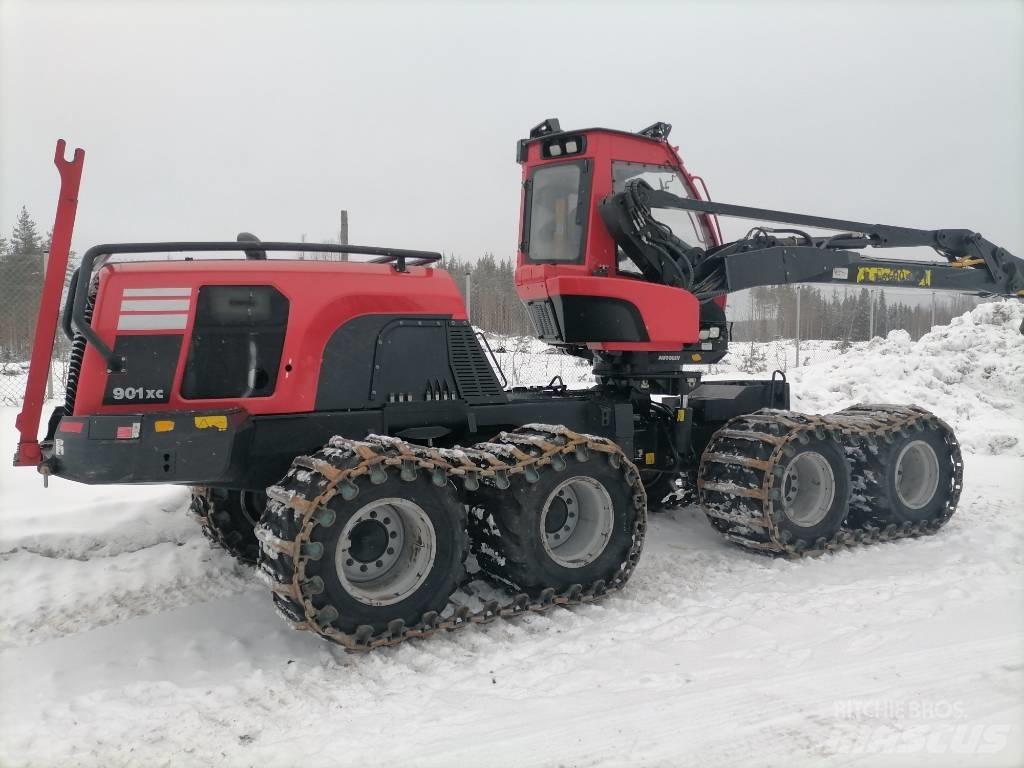 Komatsu 901XC 원목 하베스터