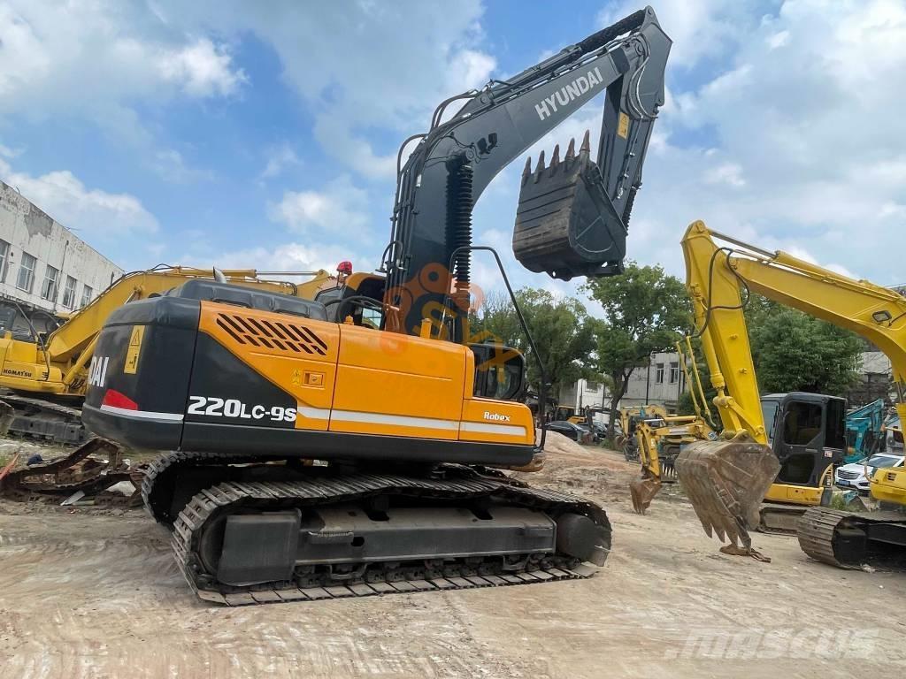 Hyundai Robex 220 대형 굴삭기 29톤 이상