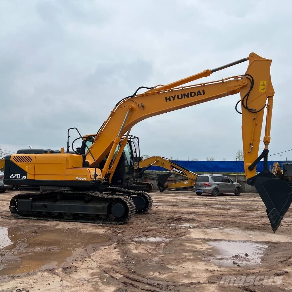 Hyundai R220LC-9 대형 굴삭기 29톤 이상