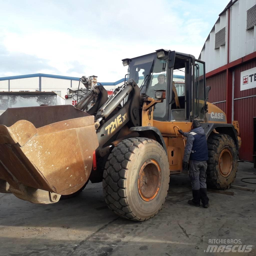 CASE 721 E XT  휠로우더