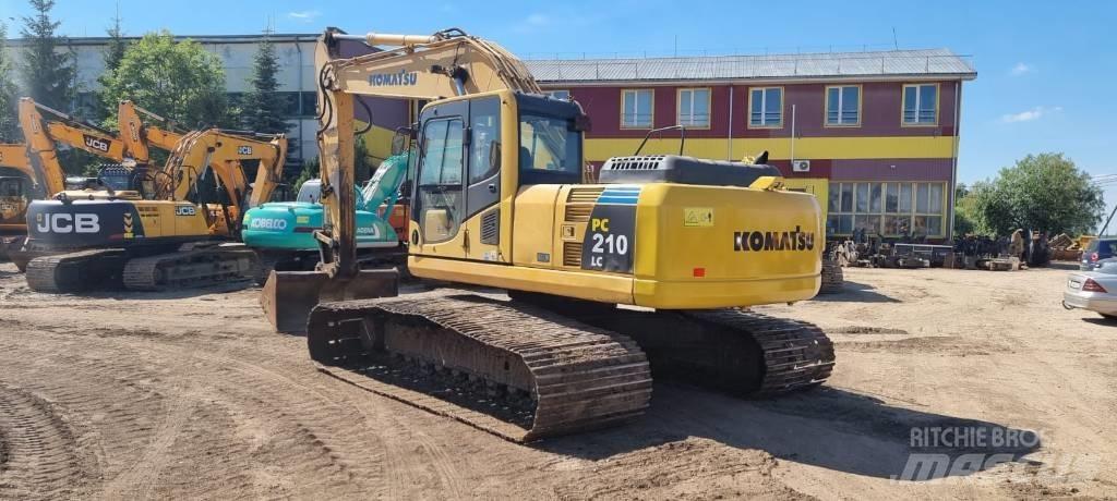 Komatsu PC 210-8 대형 굴삭기 29톤 이상