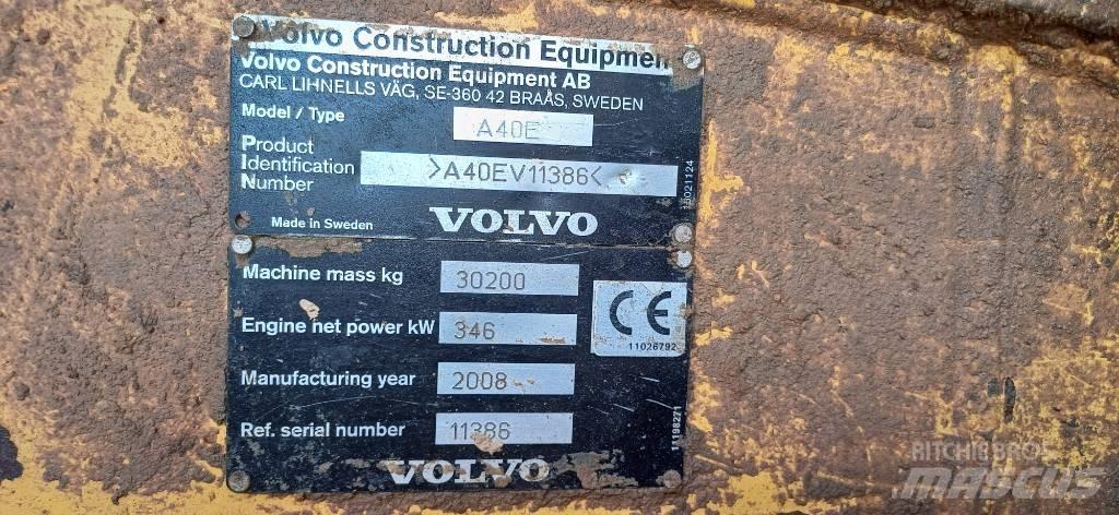 Volvo A 40 E 연결식 홀러