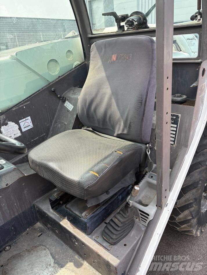 Manitou MT 523 텔러 핸들러
