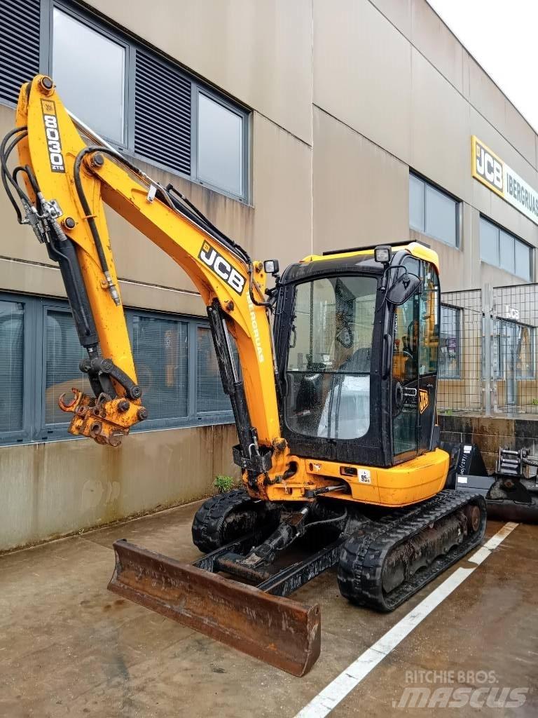 JCB 8030 ZTS 소형 굴삭기 7톤 미만