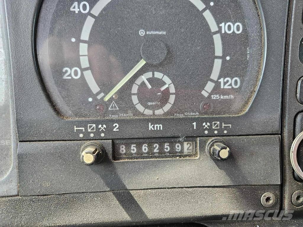 Scania P 94 FASSI 탑차 트럭