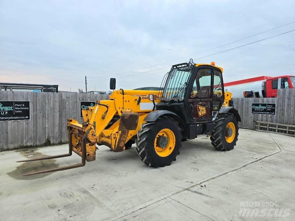 JCB 535-125 텔러 핸들러
