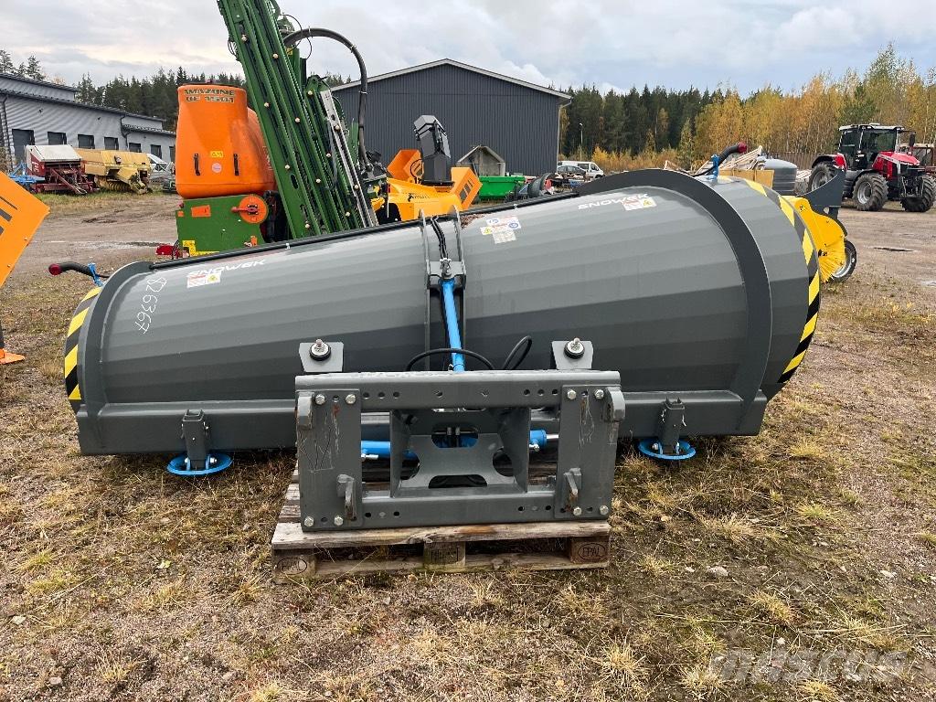 Snowek A320 제설 블레이드 및 제설기