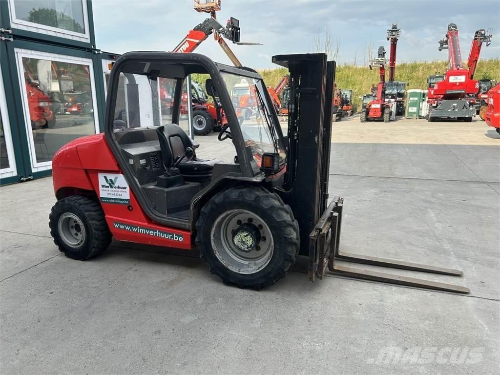 Manitou MH25-4 험지용 트럭