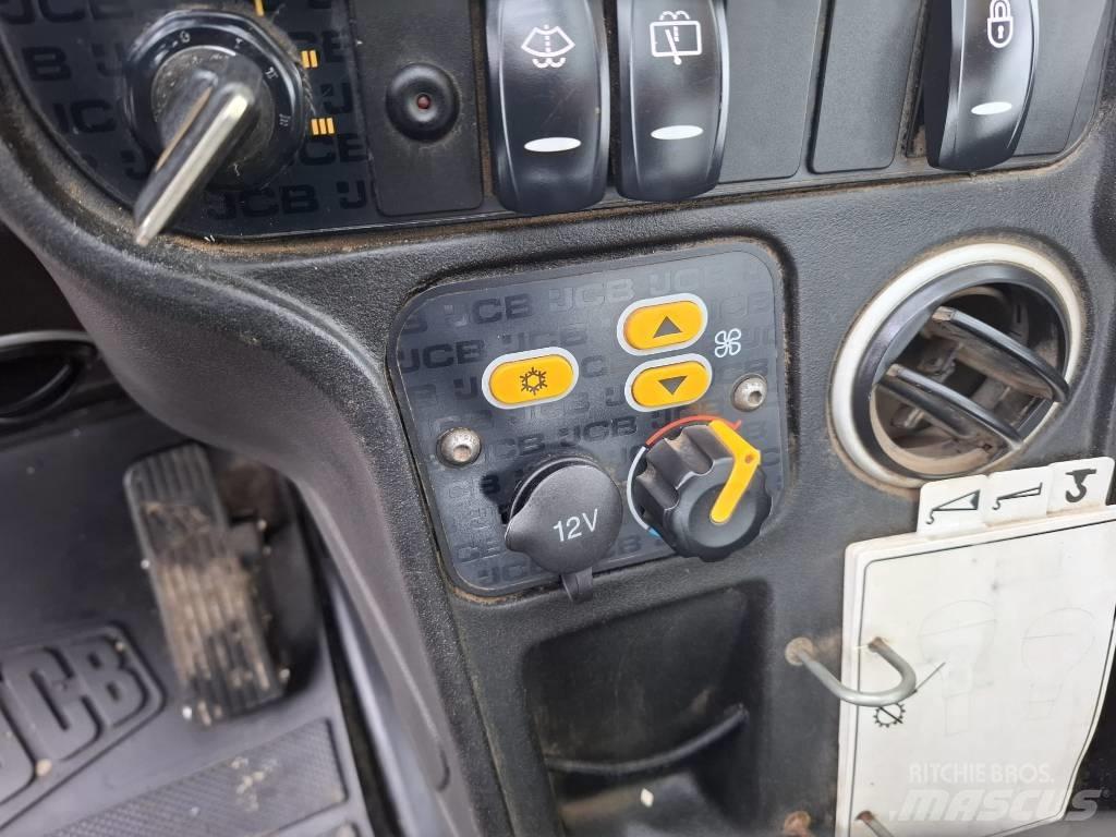 JCB 535-125 텔러 핸들러