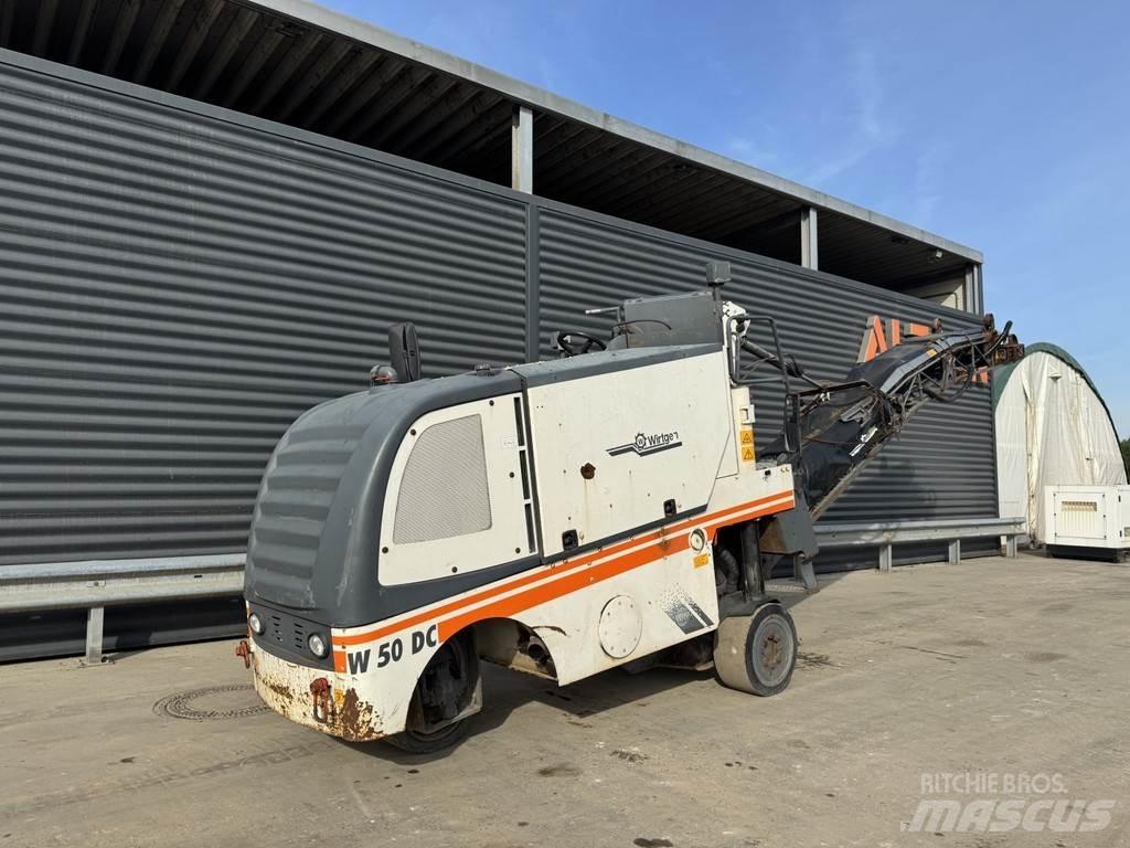 Wirtgen W 50 DC 아스팔트 콜드 밀링 기계