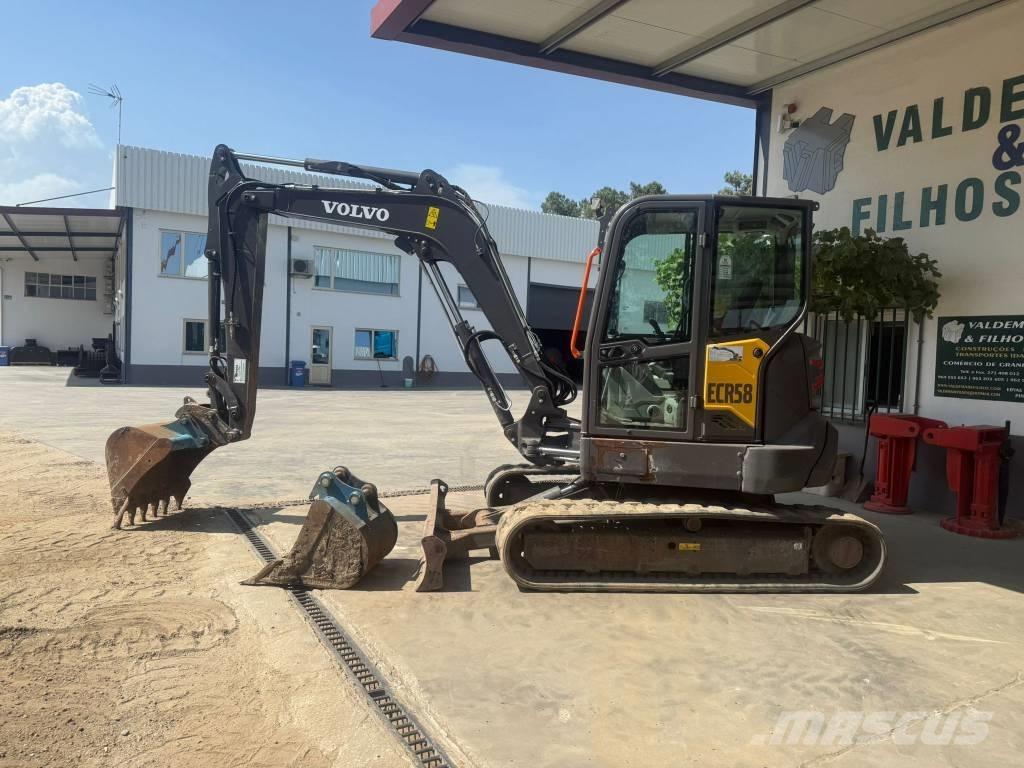 Volvo ECR 58 F 소형 굴삭기 7톤 미만
