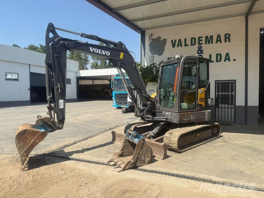 Volvo ECR 58 F 소형 굴삭기 7톤 미만