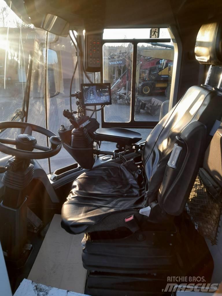Liebherr L 550  휠로우더