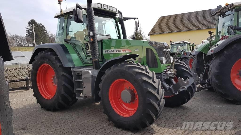 Fendt 718 Vario TMS 트랙터
