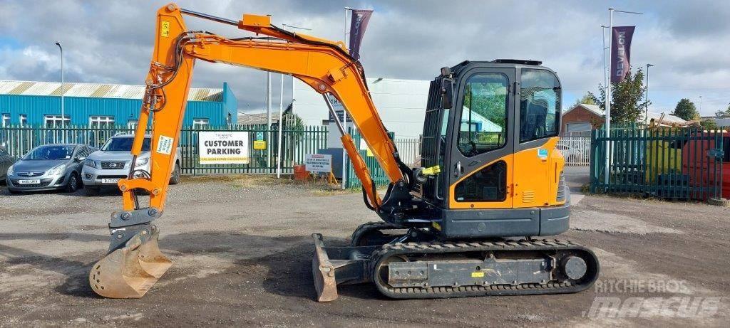 Develon Excavator 대형 굴삭기 29톤 이상