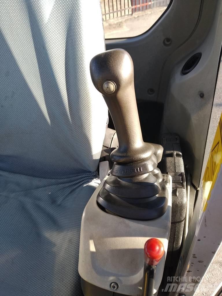 Neuson 6003 RD 소형 굴삭기 7톤 미만