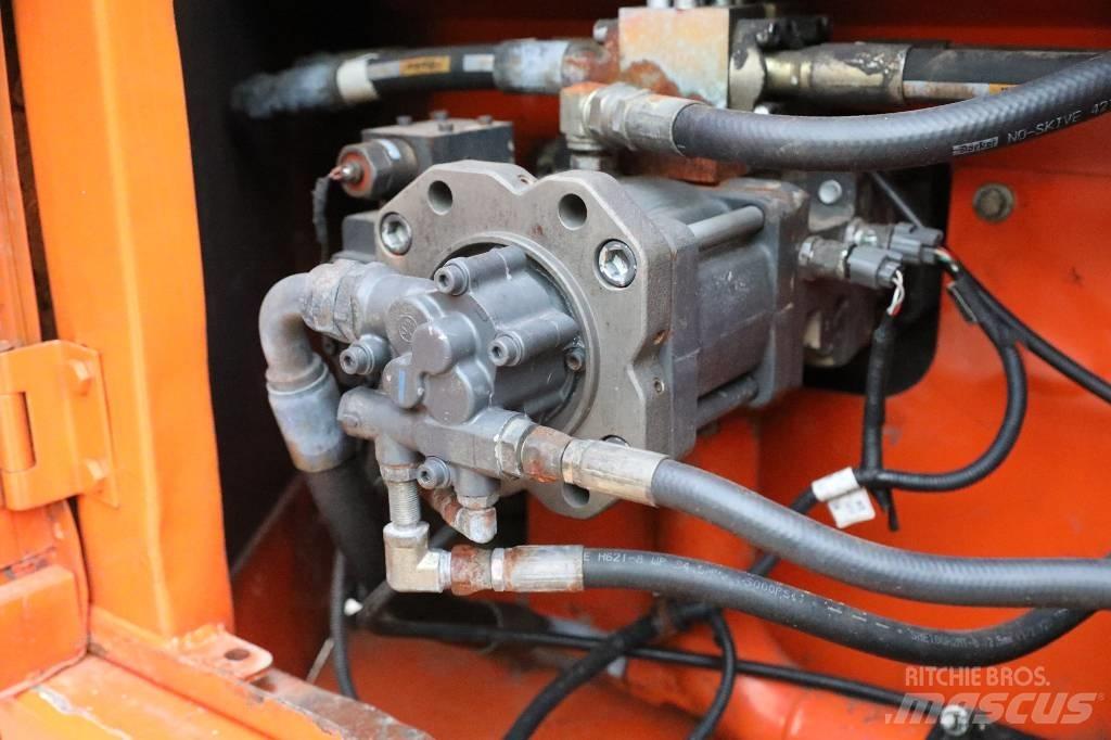 Doosan DX 150LC-9 소형 굴삭기 7톤 미만