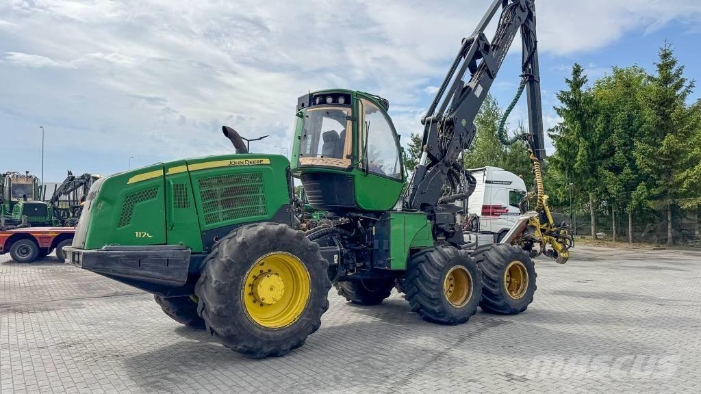 John Deere 1170 E 원목 하베스터