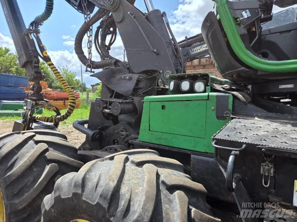 John Deere 1170 E 원목 하베스터