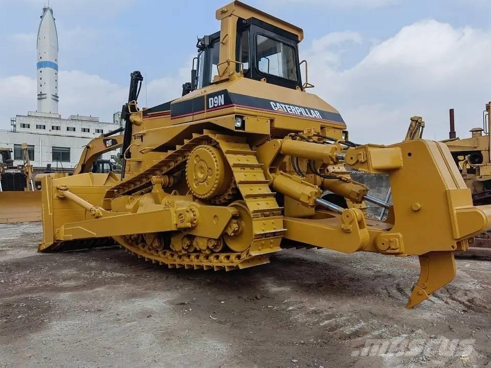 CAT D9N 크롤러 도저