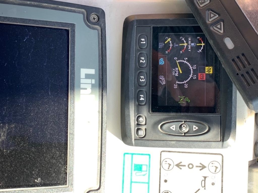 Link-Belt TCC-1100 트랙 크레인