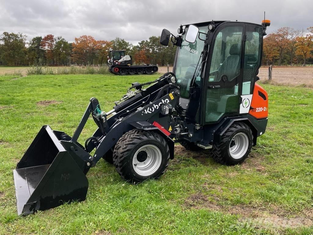 Kubota RT220-2e  휠로우더