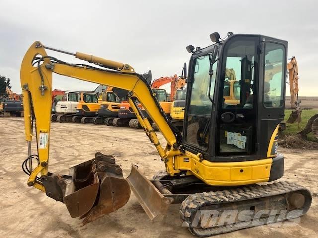 Komatsu PC 26 MR-3 소형 굴삭기 7톤 미만