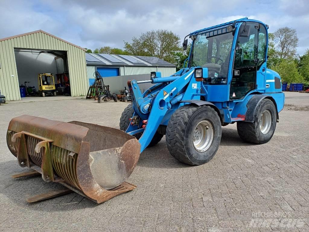Weidemann 3070  휠로우더