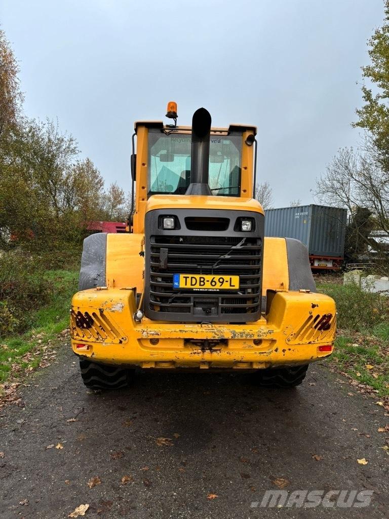 Volvo L 90 F  휠로우더