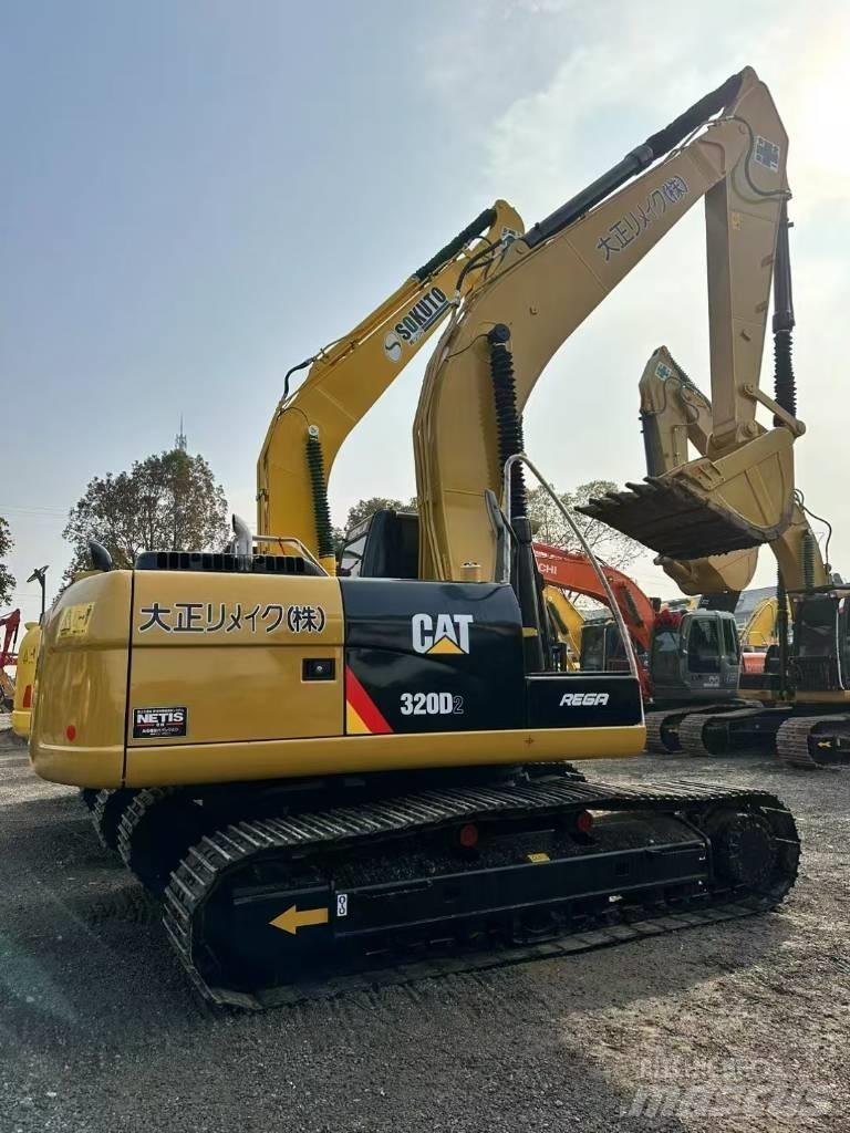 CAT 320 D 대형 굴삭기 29톤 이상