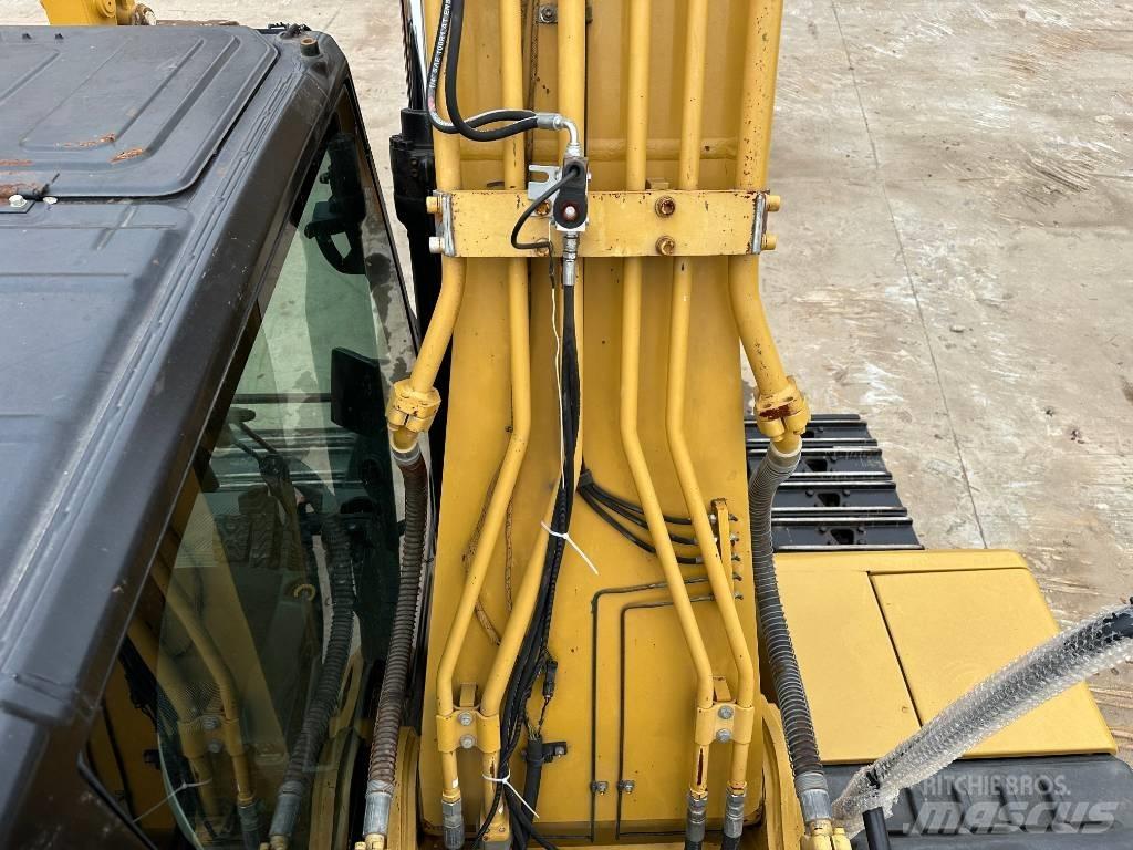 CAT 323GC 대형 굴삭기 29톤 이상