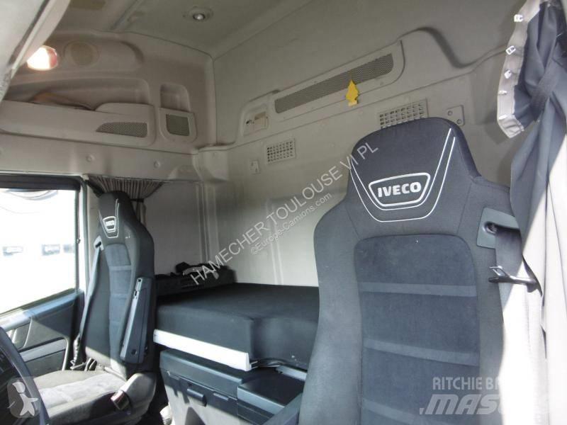 Iveco NP460 트랙터 유닛