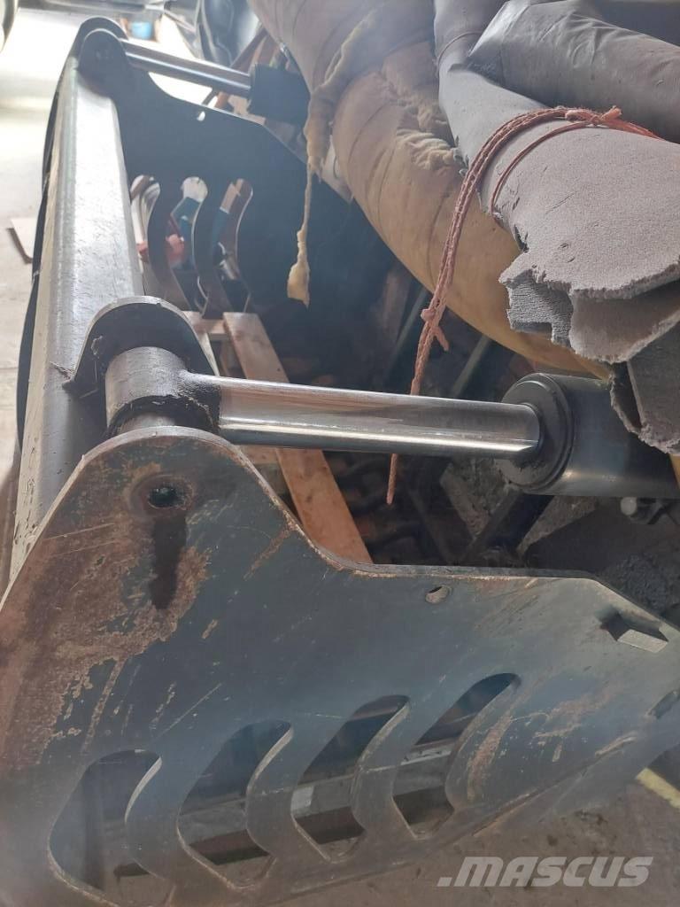 Quicke Silocut 150 사일로 하적 장비