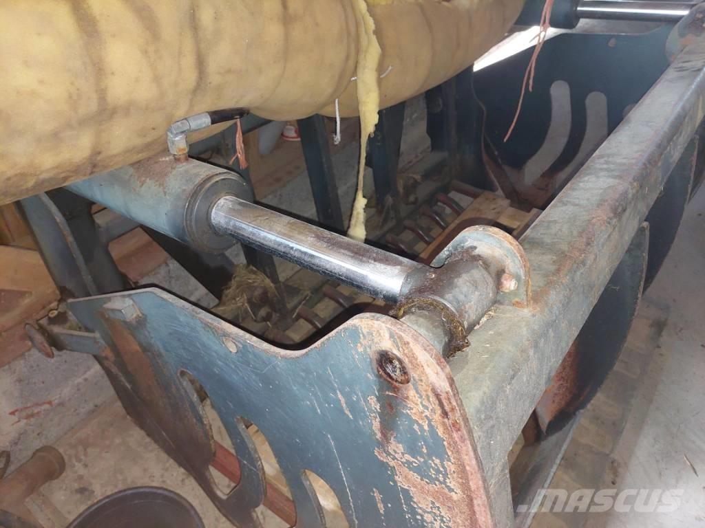 Quicke Silocut 150 사일로 하적 장비