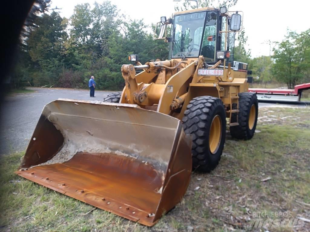 CAT 928F  휠로우더