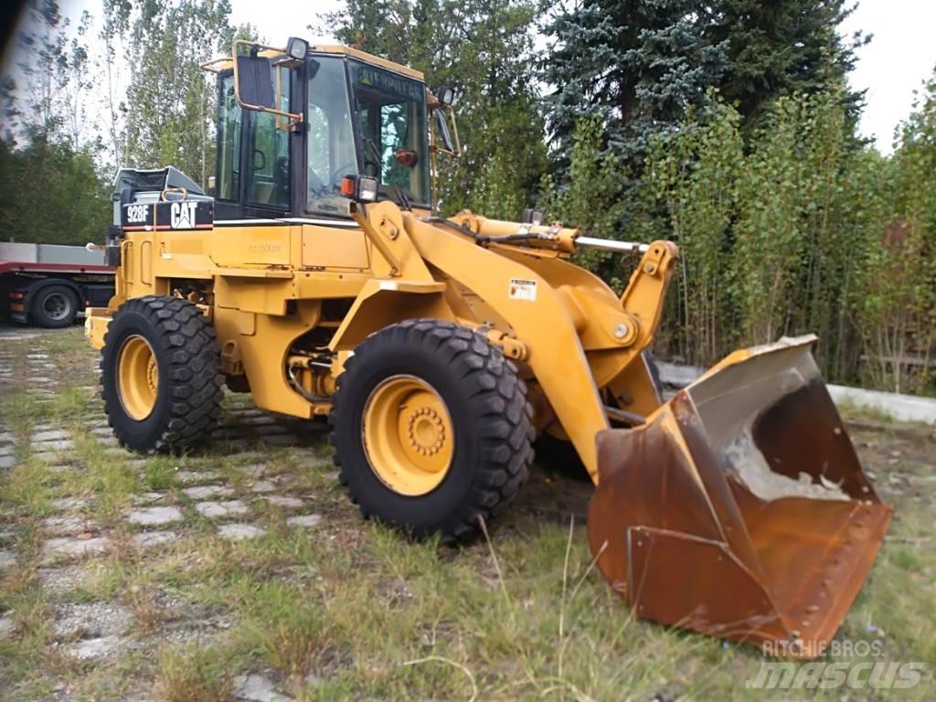 CAT 928F  휠로우더