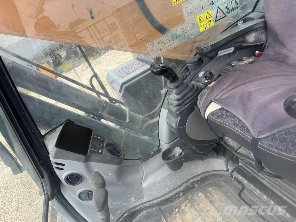 CASE CX 300 D 대형 굴삭기 29톤 이상