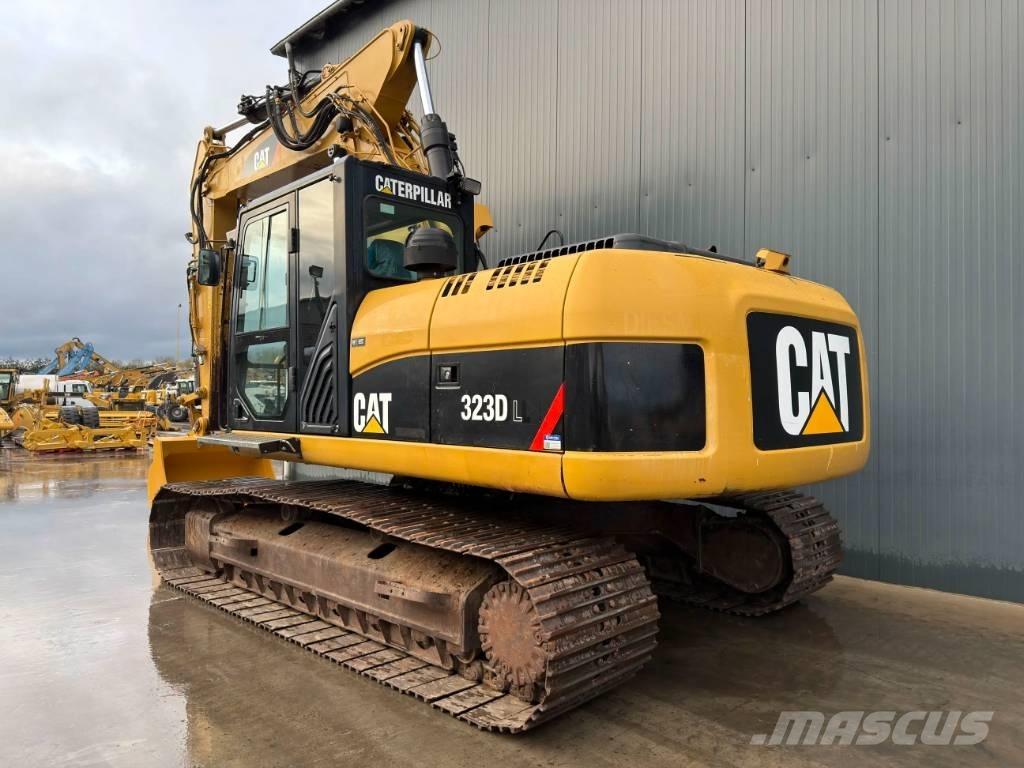 CAT 323D L 대형 굴삭기 29톤 이상