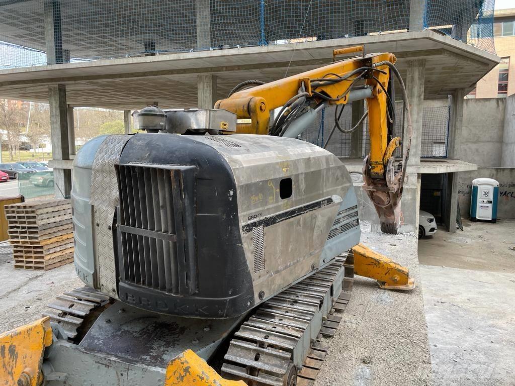 Brokk 330 Diesel 파쇄용 굴삭기