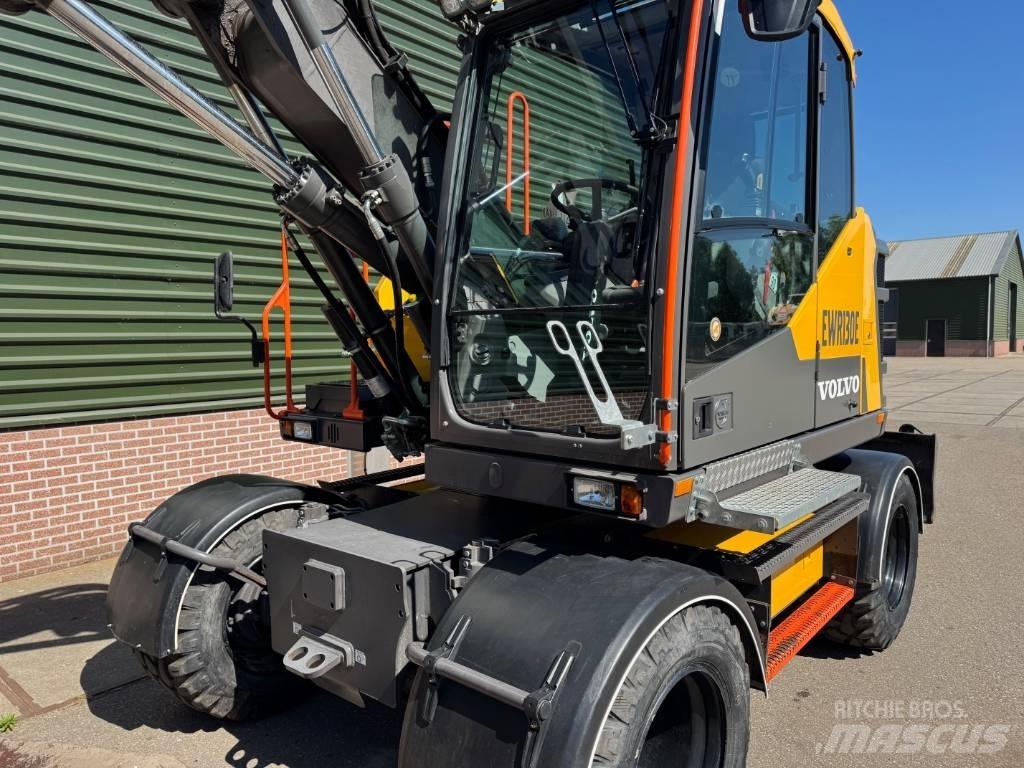 Volvo EWR 130 E  휠로우더