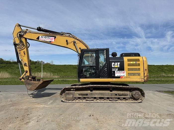 CAT 323FL 대형 굴삭기 29톤 이상