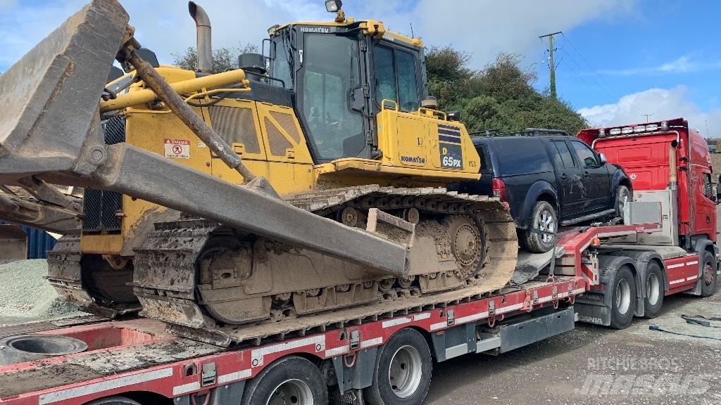 Komatsu D 65 PX-17 연결식 홀러
