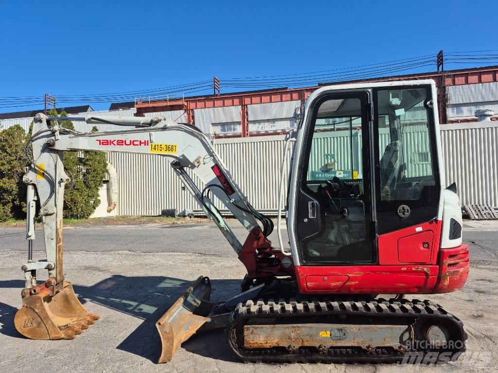 Takeuchi TB 240 소형 굴삭기 7톤 미만