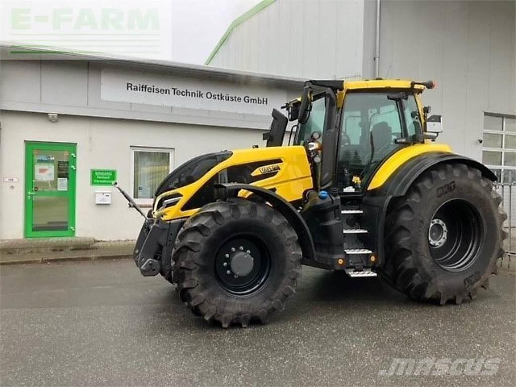 Valtra q305 트랙터